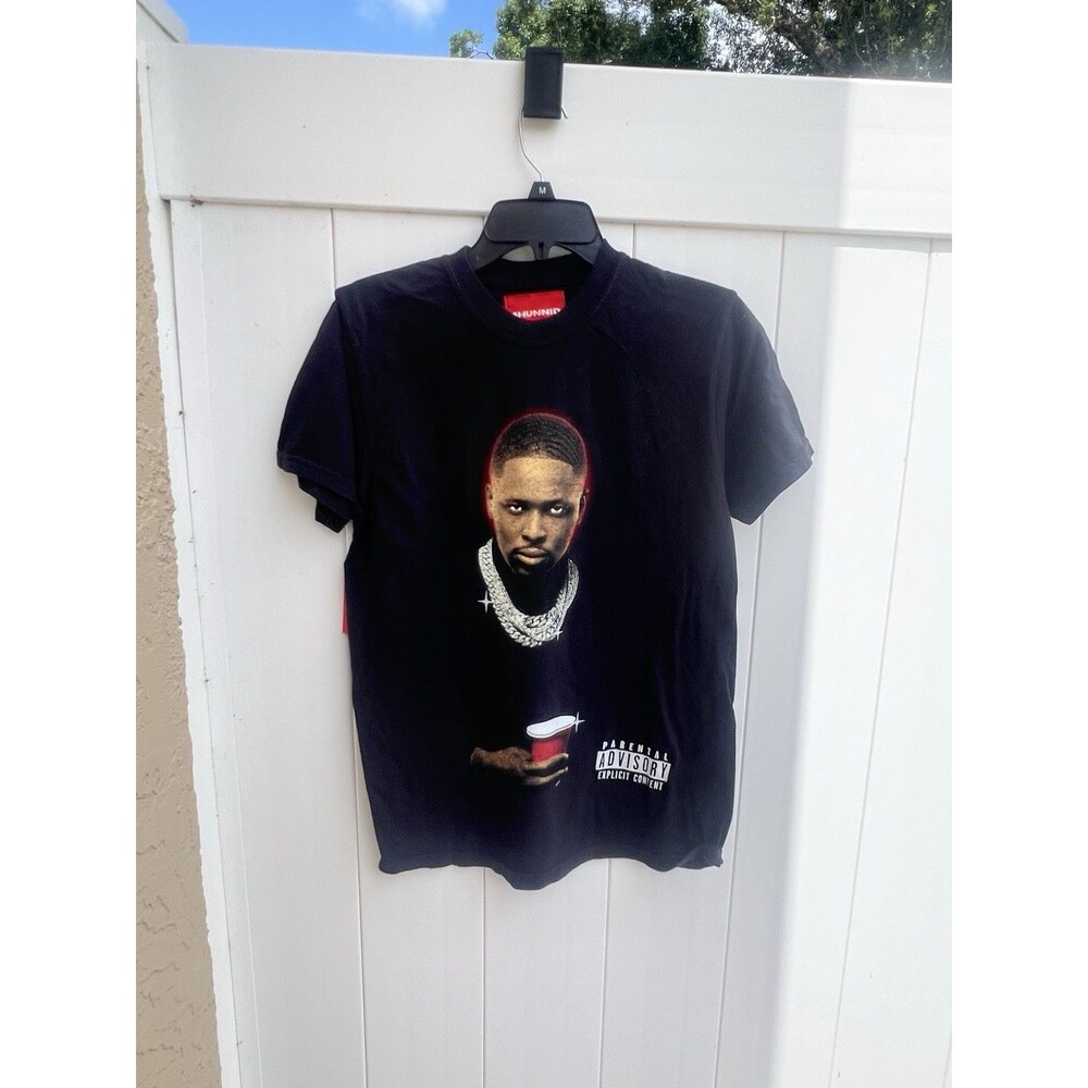 Yg 4HUNNID T Short Short Sleeve Sz Small New With Tags